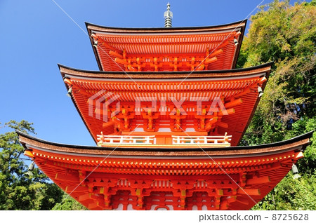 Takezojima Jokoji Triple Tower 8725628