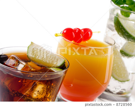 Cocktails Cocktails 8728560