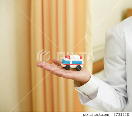 Ambulance and doctor 8733358
