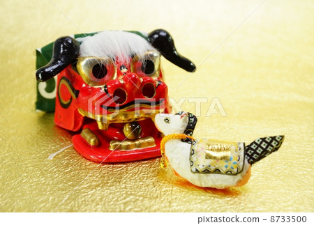 New Year's card 2014 · hand made Japanese paper finish foal and lion head · gold back lateral position · postcard ratio 8733500