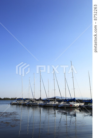 帆船遊艇 帆船遊艇 8752263