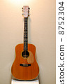 Vintage guitar 8752304