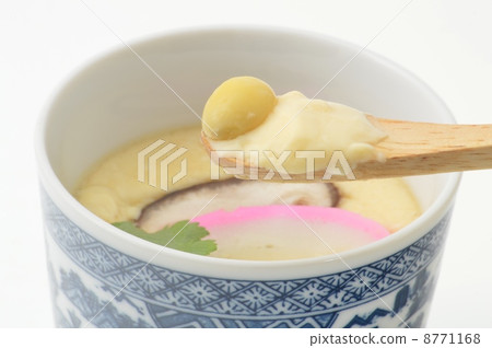 Savory egg custard  8771168
