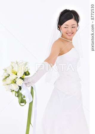 Bride 8772530