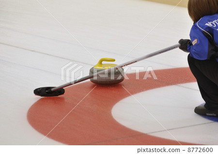 curling 8772600