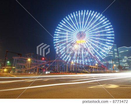 Ferris wheel and office building of Minato Mirai Ferris wheel and office building of Minato Mirai 8773472