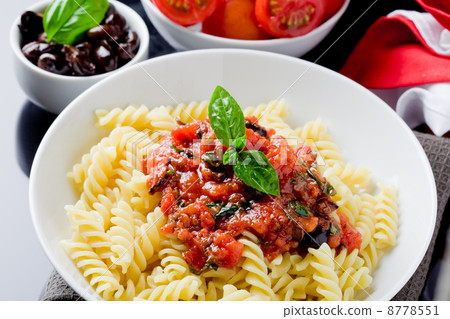 Pasta with Tomato sauce 8778551