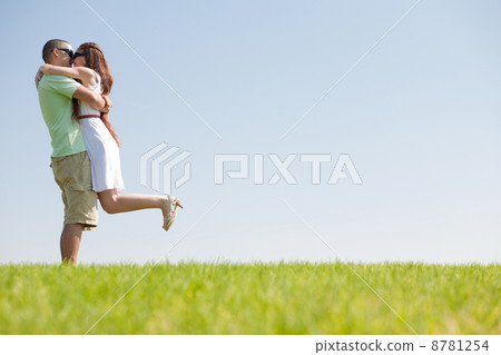 young Couple 8781254