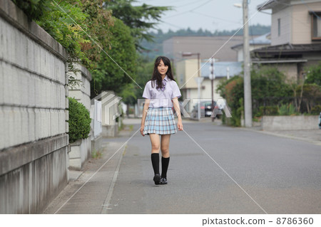 學校的女生 學校的女生 8786360