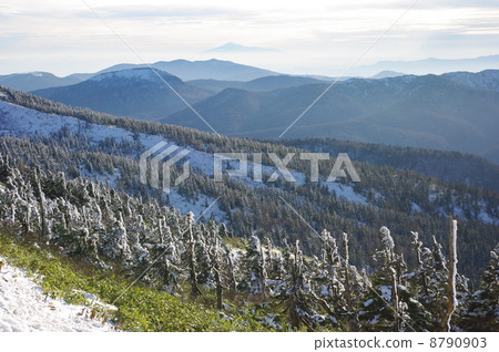 從八幡平的冰淇淋，山脈，Chokaiyama 8790903