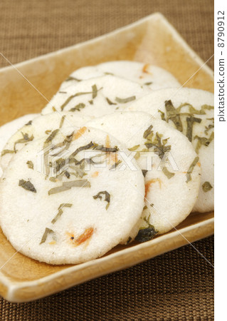 Shrimp rice cracker Shrimp rice cracker 8790912