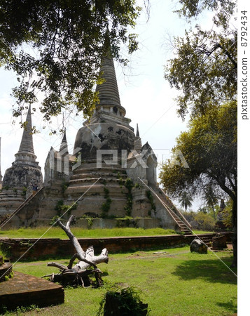 Wat Phra Sisan Pet 8792434