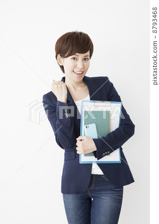 一個女人在學習 8793468