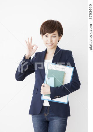 一個女人在學習 一個女人在學習 8793469