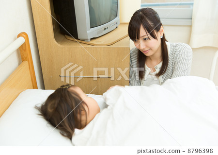 Nursing mother Nursing mother 8796398