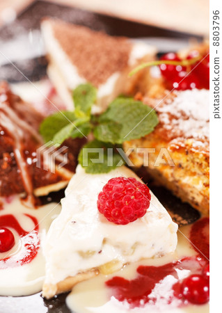 tasty desserts 8803796
