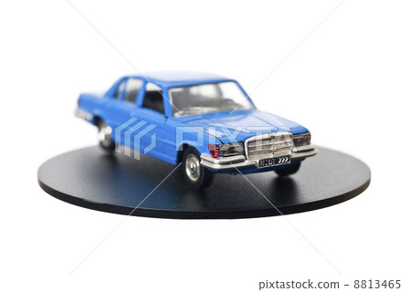 Old toy car 8813465