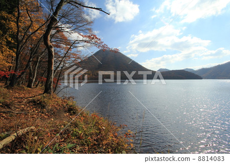 Lake Haruna and Haruna Fuji 8814083