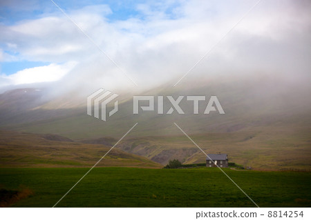 Icelandic Landscape Icelandic Landscape 8814254