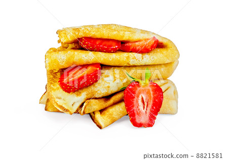 Pancakes with strawberries Pancakes with strawberries 8821581