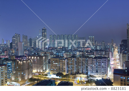 Hong Kong Kowloon downtown at night Hong Kong Kowloon downtown at night 8823181