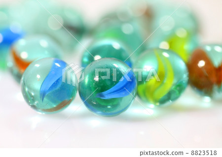 Chinese checkers close-up 8823518