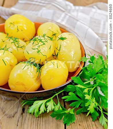 Potatoe boiled with dill and parsley 8824660