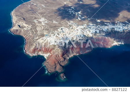 view of Oia on the island of Santorini, Greece view of Oia on the island of Santorini, Greece 8827122