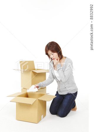 Trouble image of moving 8832992