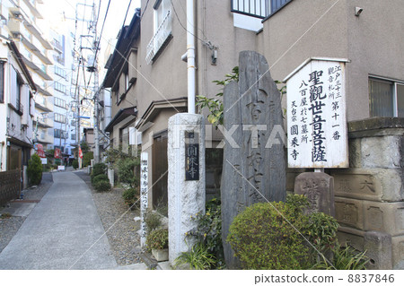 Tokyo and the greengrocer 's shrine Buddhist temple Yenjiji 8837846