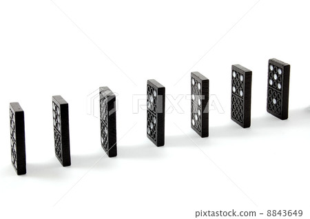 domino domino 8843649