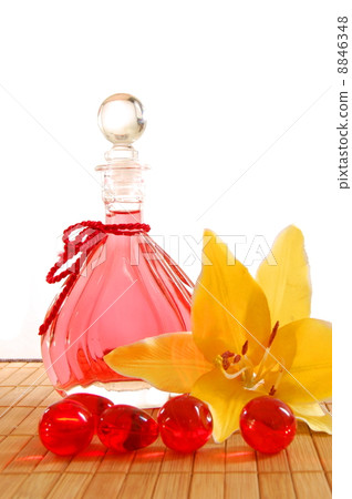 massage oil massage oil 8846348
