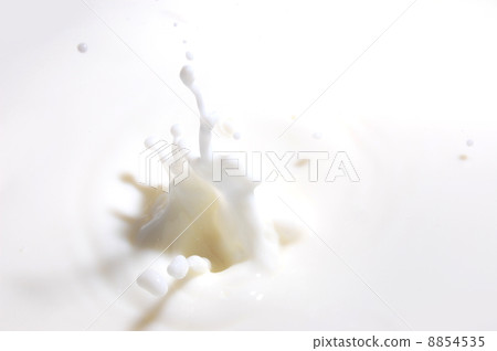 milk splash milk splash 8854535