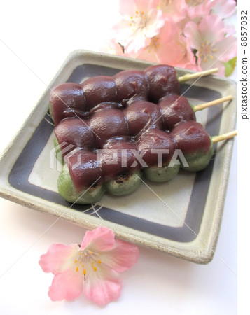 Spring image Wormwood dumpling Spring image Wormwood dumpling 8857032