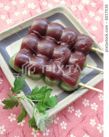 艾蒿和艾草餃子 艾蒿和艾草餃子 8857036