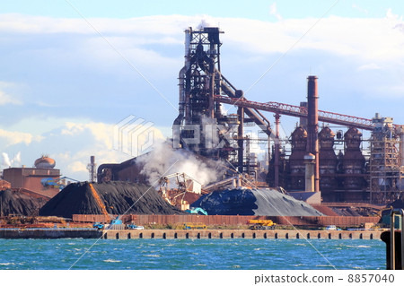  鋼鐵廠 8857040