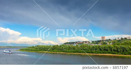 Summer view of Nizhny Novgorod 8857197