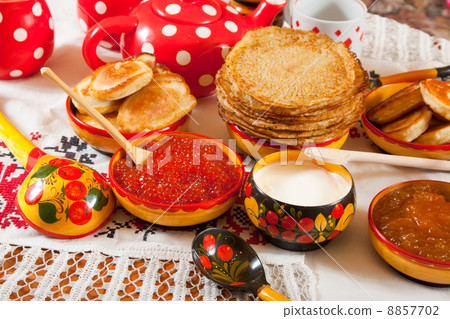 Traditional russian pancake 8857702