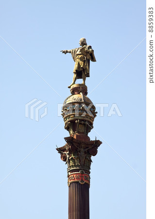 Close up of Columbus monument 8859383