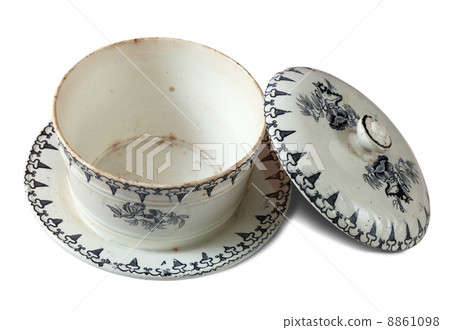 Vintage ceramic dish 8861098