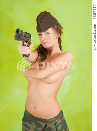 girl aiming a gun 8867313
