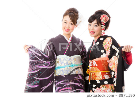 一個穿著和服的女人 8871190