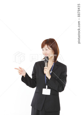 Female instructor image 8878435