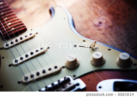 Electric guitar sunburst single coil Electric guitar sunburst single coil 8881614