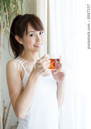 Female lifestyle image Female lifestyle image 8887337