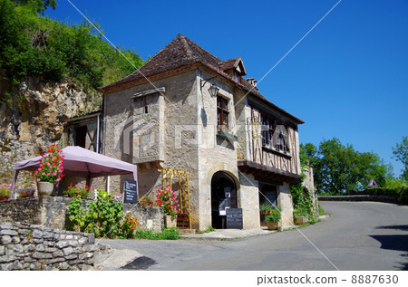 France, scenery of the Midi-Pyrenees region France, scenery of the Midi-Pyrenees region 8887630