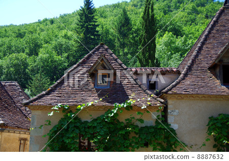 France, scenery of the Midi-Pyrenees region 8887632
