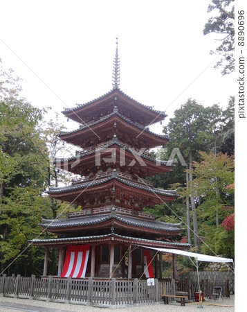 Kaizumi mountain temple / five stories 8890696