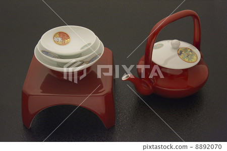 Sacrifice set for New Year 8892070