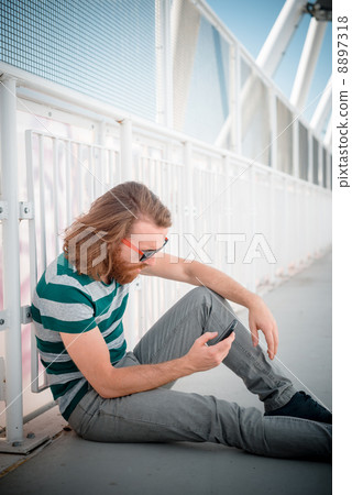 8897318